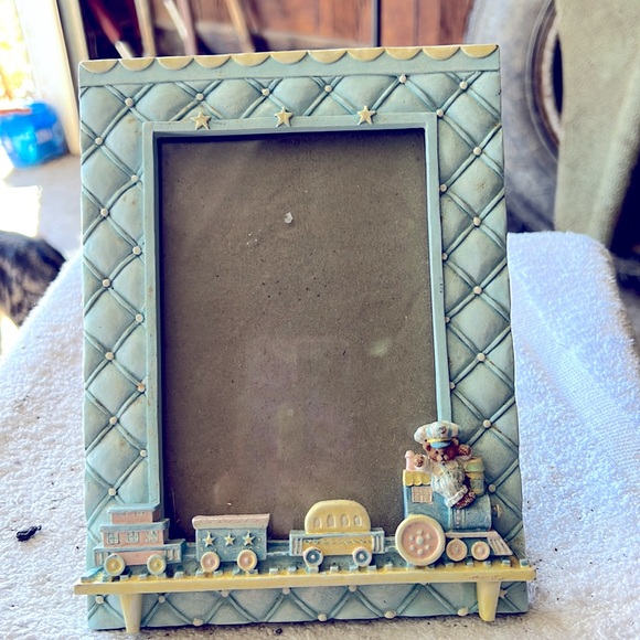 Frames - Picture 3 of 4